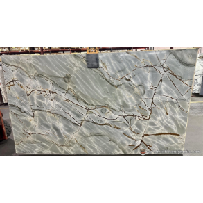 19130A - quartzite countertop